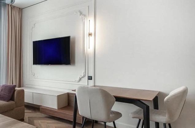 Marc & spacious and bright