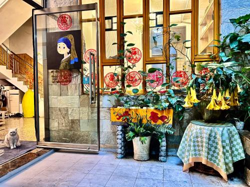 March Garden next to the Furniture Market