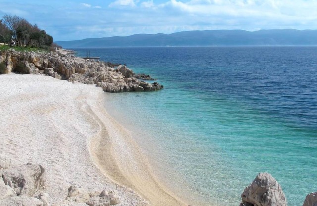 Maric (LBN432) by Interhome