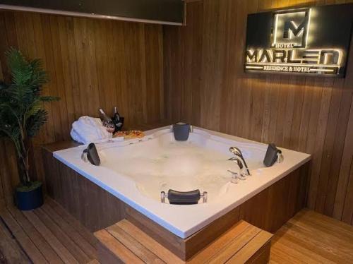 Marlen Residence Hotel