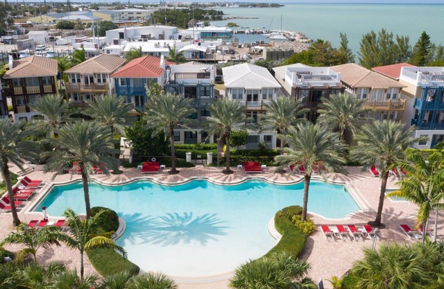 Marlin Bay Resort & Marina
