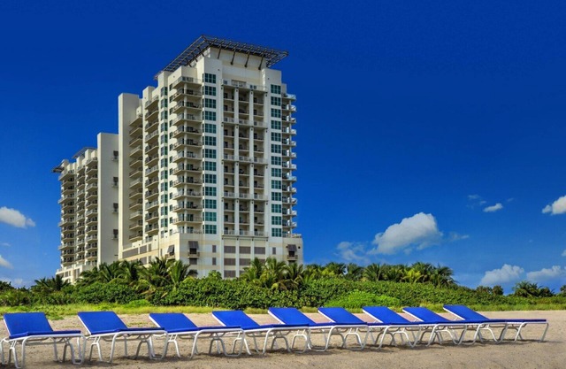 Marriott's Oceana Palms - 2 Bedroom Unit - Sleeps 8