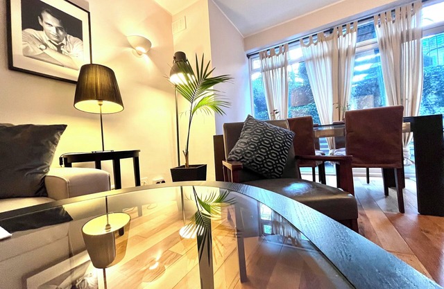 MARVELOUS APARTMENT WITH ACCES TO COMMUNAL GARDENS