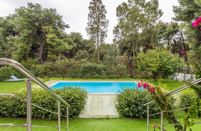 Marvelous, Secluded Villa, Kavos-3 Min from the beach