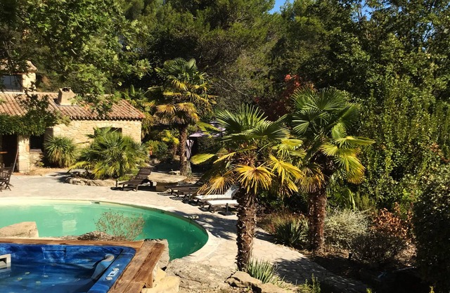 Mas Exceptional and quiet in the countryside