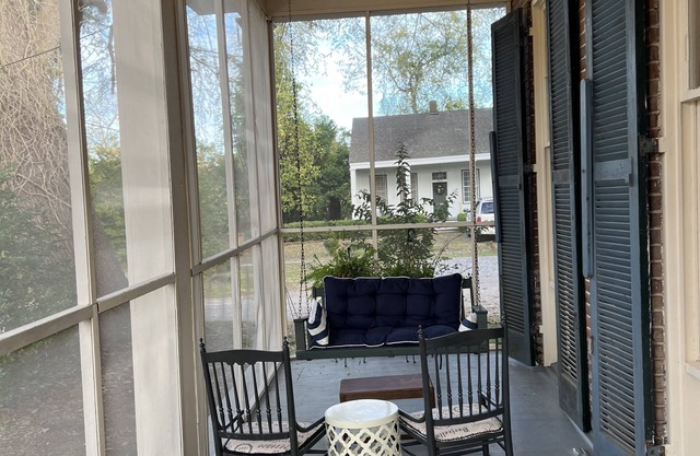 Massey’s on Crawford in Historic Downtown