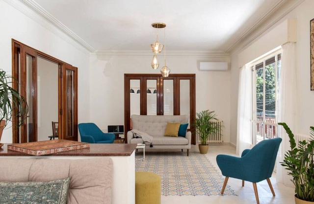 Maud's Elegant Cocoon at Monot