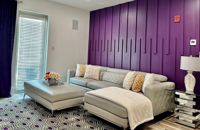 Mauve Opulence w/ King bed