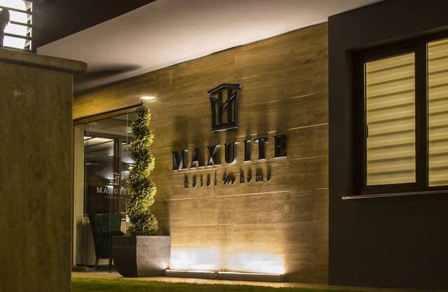 Maxuite Hotel in Home