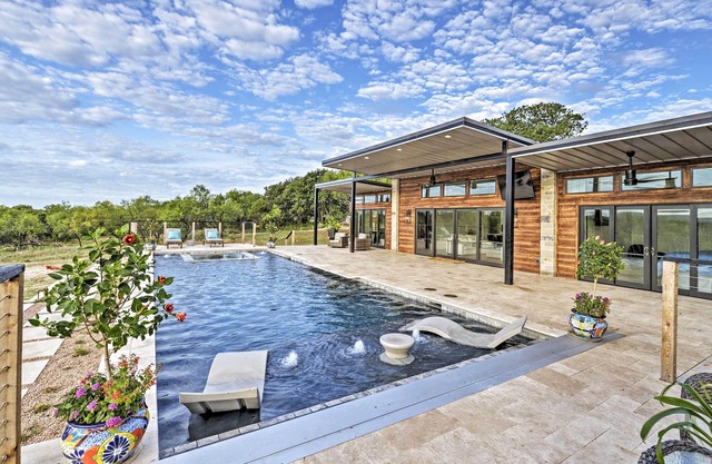 May Ranch Retreat w/ Pool: Outdoor Paradise!