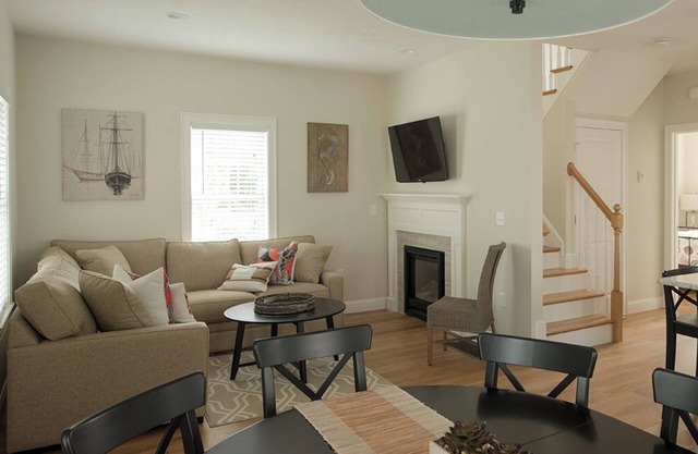 Mayflower Beach Villas - Snug Harbor