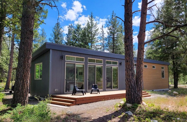 Mazama Haven - Great Views, Near River & Trails