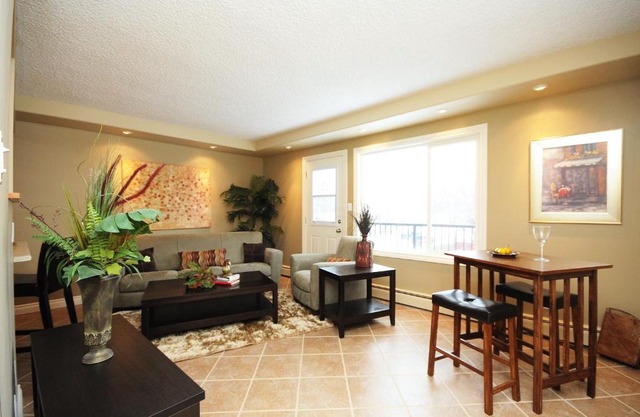 McKinnon Pointe #309