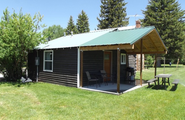 Meadow Cabin