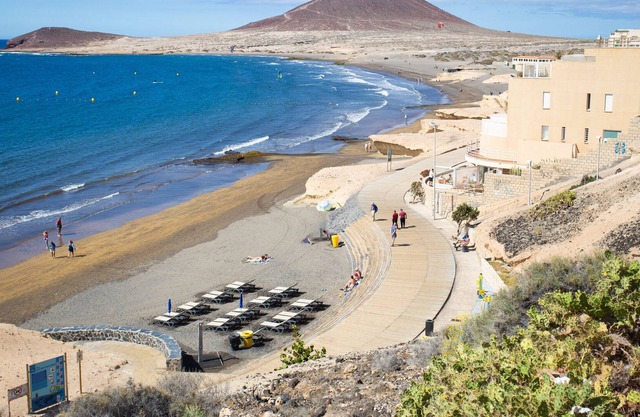 Medano, 250m beach, quiet, wind sheltered, bright, Free wifi, Air condition