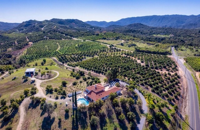 Mediterranean House in De Luz
