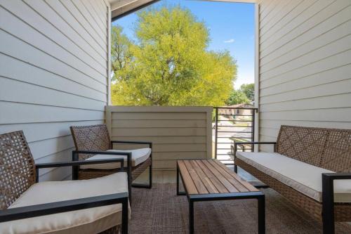 Mega Lux Combined Unit - Up to 36 Guests