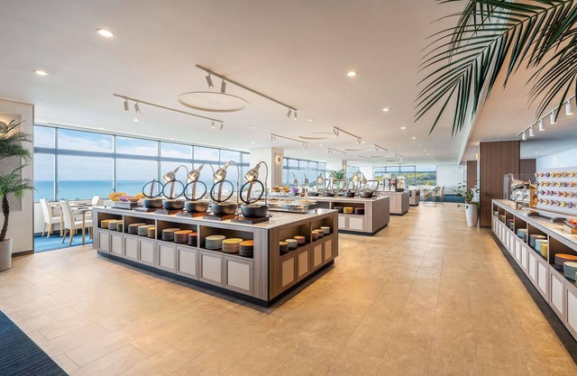 Mercure Kochi Tosa Resort & Spa