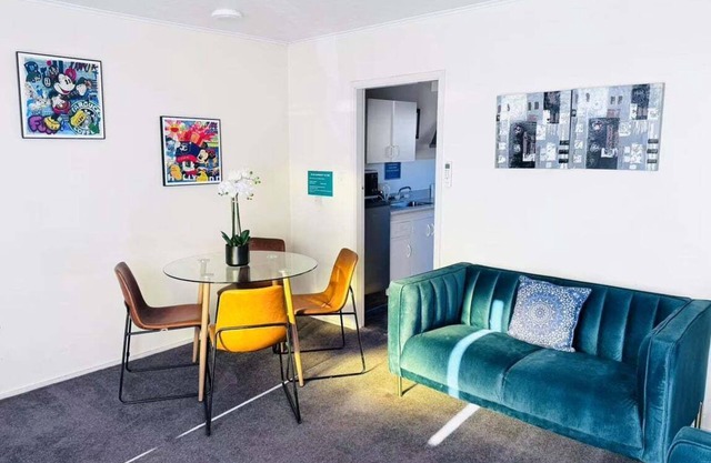 Merivale Court Family Suit(2bedr)-Unit 4