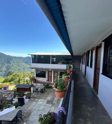 Meshrom Guest House and Restaurant