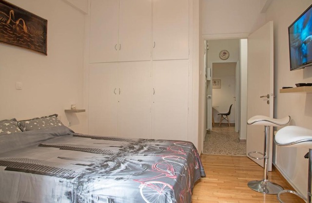 Messolonghi Square Apartment