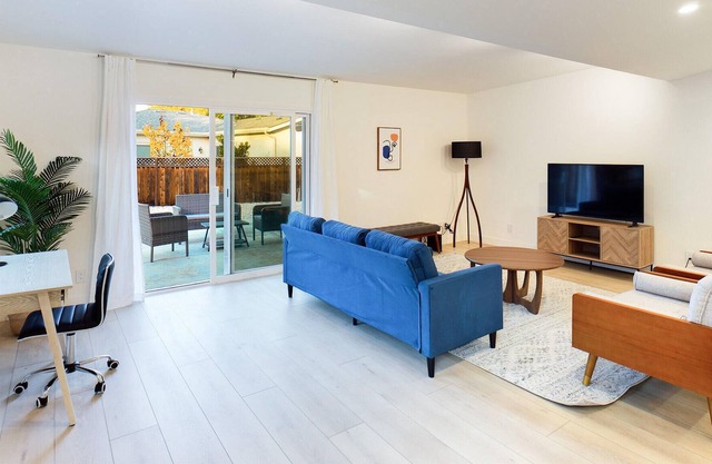 Mid-Century 3BR House in Cupertino