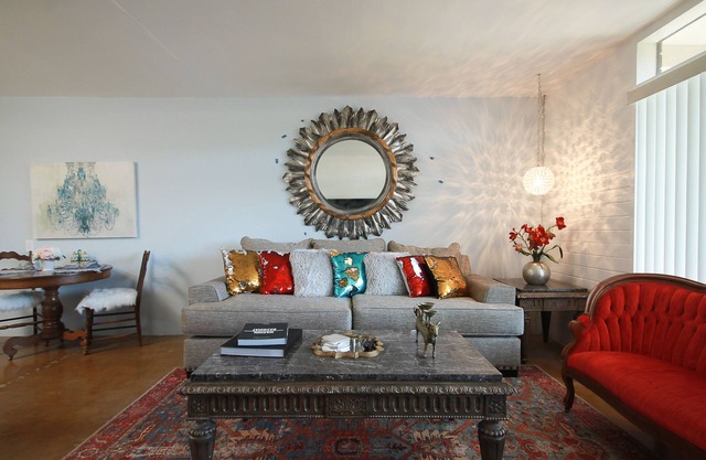 Mid-Century Chic Condo Near Restaurant Row