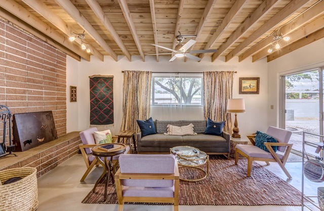 Mid-Century meets Southwest in this 4 bedroom Tucson Home