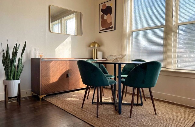 Mid-Century Modern retreat