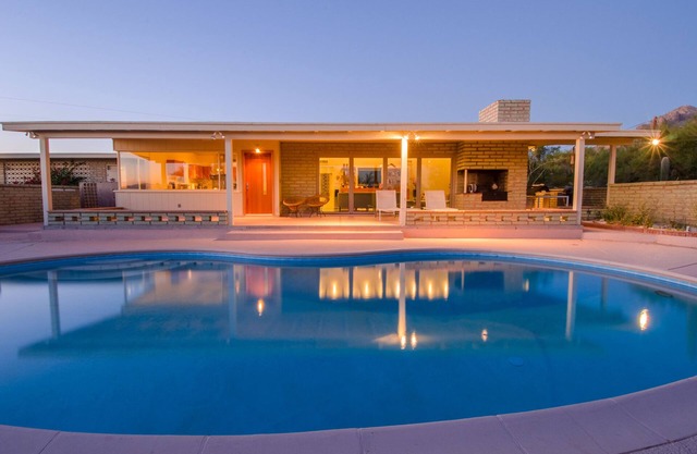 Mid-century Style in Tucson's Historic Foothills
