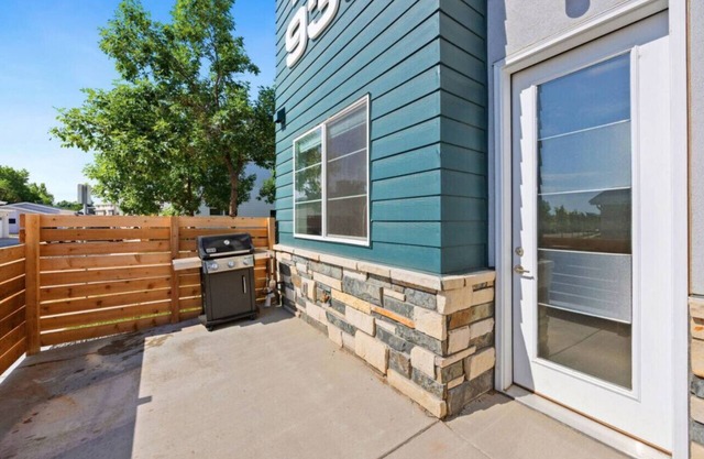 Midcentury Oasis w/Patio Fireplace near Old Town