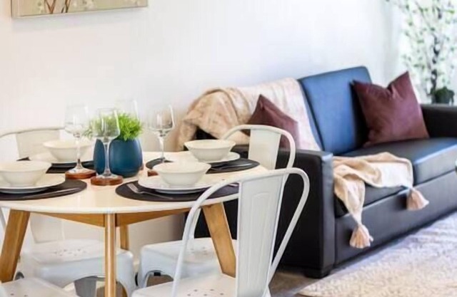 Middleton Park: 2 bed 1 bath w/Garage: Riccarton