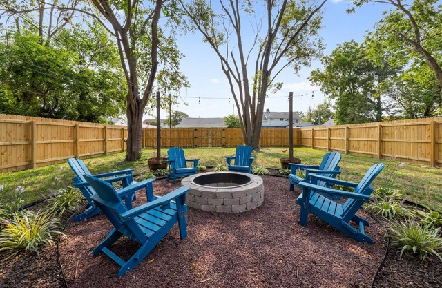 MidTerm Rental - Fire Pit - 3min Beach - Renovated