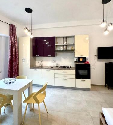 MILAN Senago Volta 15