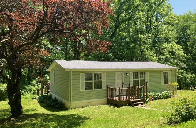 Militia Hill Cabin-Rocky Top, TN
