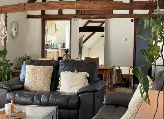 Milk Barn - Rustic farm stay