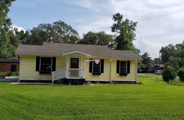 MILLHOUSE AT 407 ST. MARYS, GA