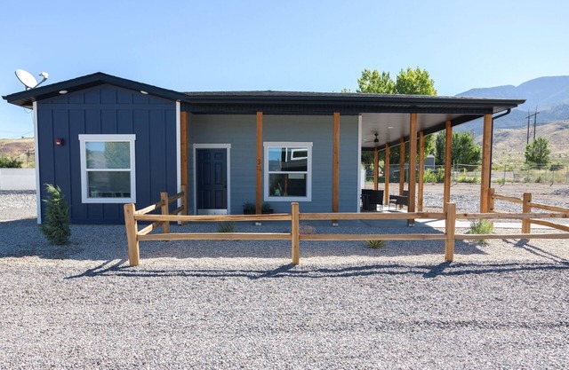 Mini Cottage Rentals, Monroe UT. Come Ride the trails