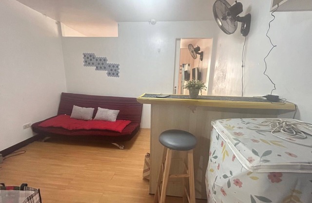 Minimalist Room in Imus Condo with netflix and round-clock Security
