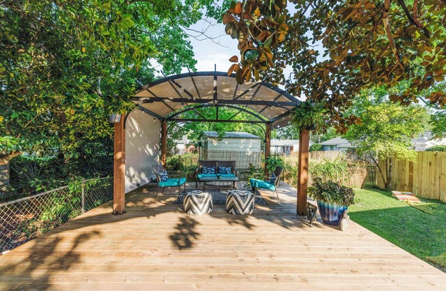 Minutes from the beach!