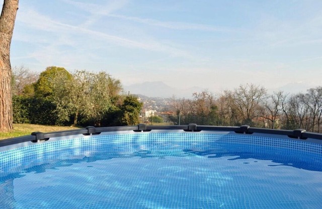 Mira - Exclusive Holigarda