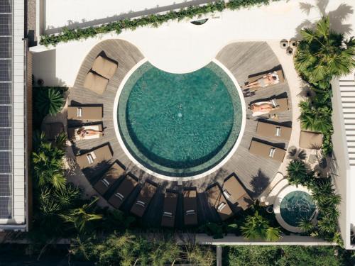 Mira Hotel and Recovery