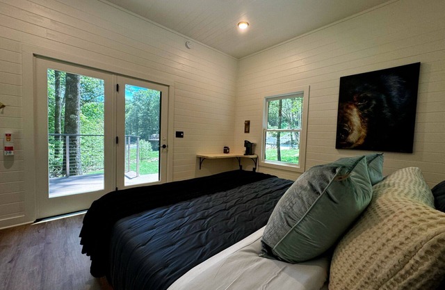 Mirror Cabin - Reflections