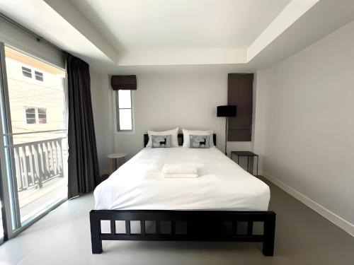 Mitr Inn MRT Samyot - ตรอกวิสูตร MRT สามยอด