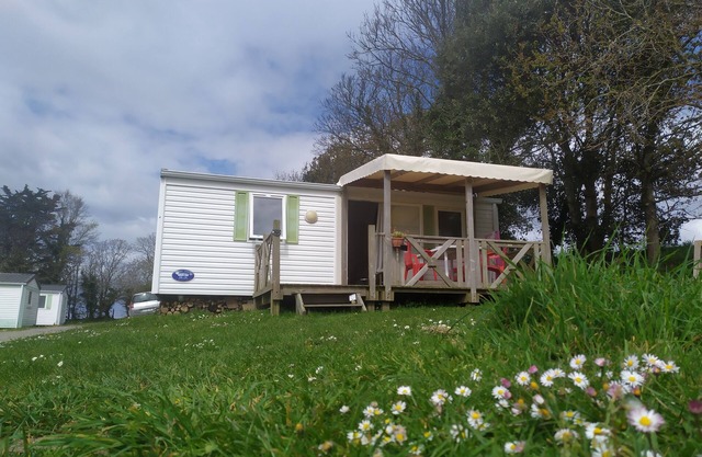 Mobilhome 4 pers. en baie de Douarnenez -Plage de Kervel - Camping Pré de la Mer
