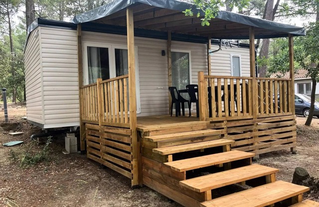 Mobilhome RHONEA- 2 bedrooms + tv + optional air conditioning (2 adults+ 2children) 2 to 4 persons - 2 pers. included in price