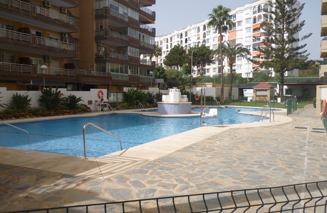 Modern 1 Bed Seafront Apt Los Boliches