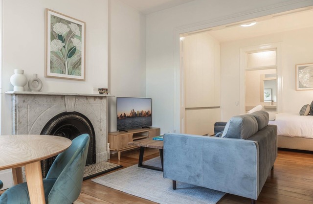 Modern 1-Bed Studio near Tramsheds