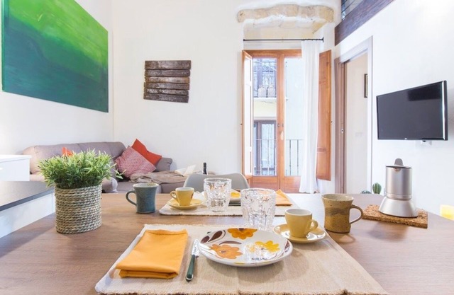 Modern 1-bedroom flat for max. 3 persons, central position and WiFi