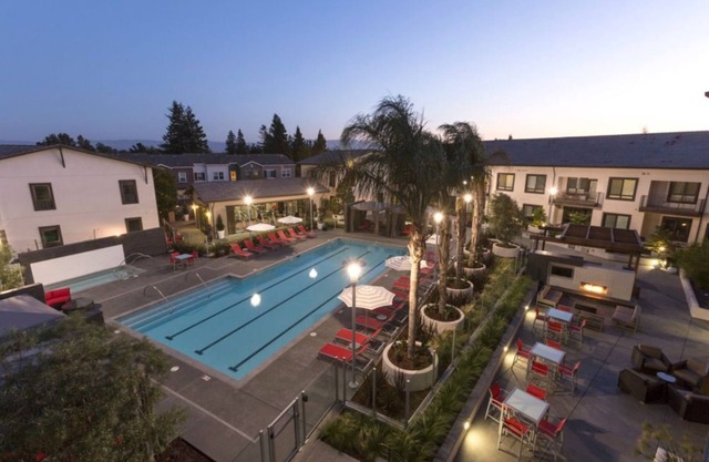 Modern 1BR Condo in Anton 1101 w Fire Pit and Pool